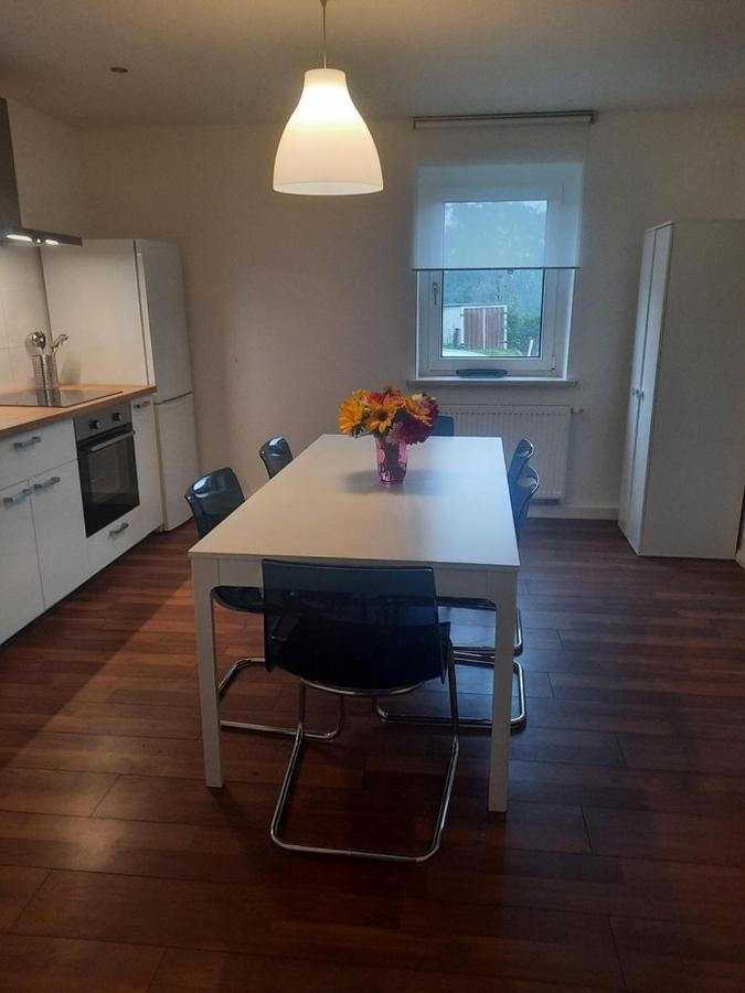 Precioso Apartamento, Aparcamiento Gratis Augustusburg Exterior photo